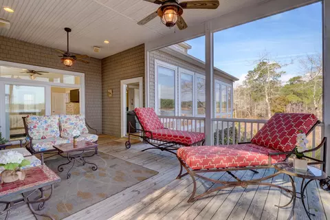 109 E High Bluff Dr, Hampstead, NC 28443 photo 19