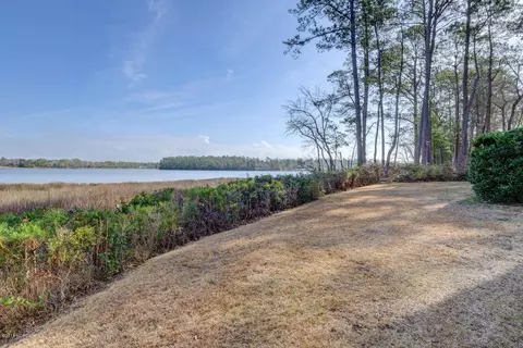 109 E High Bluff Dr, Hampstead, NC 28443 photo 22