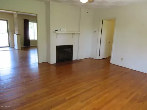 103 N Second Ave, New Bern, NC 28560 photo 7