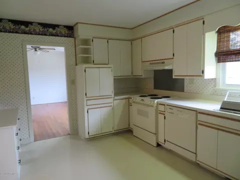103 N Second Ave, New Bern, NC 28560 photo 8
