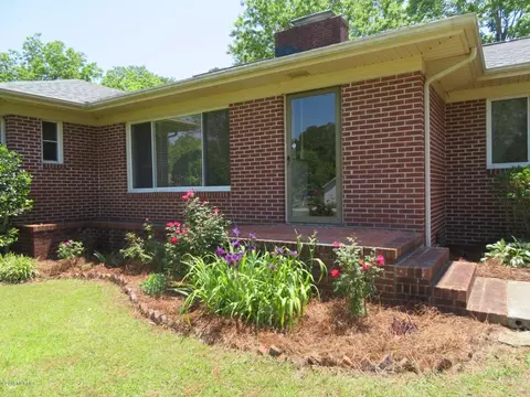 103 N Second Ave, New Bern, NC 28560 photo 2