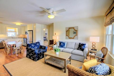 216 Robin Ave, Atlantic Beach, NC 28512 photo 8
