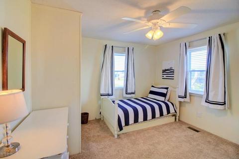 216 Robin Ave, Atlantic Beach, NC 28512 photo 11