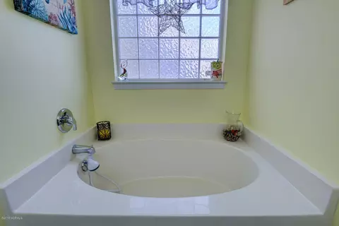 112 Shandy Way, Hampstead, NC 28443 photo 18
