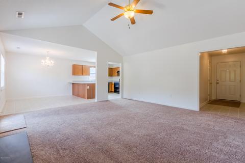 105 Appleton Ln, Richlands, NC 28574 photo 5