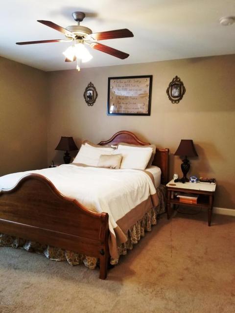 103 Blueberry Fields Rd, Maple Hill, NC 28454 photo 17