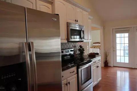 207 Appomattox Ln, Chocowinity, NC 27817 photo 8