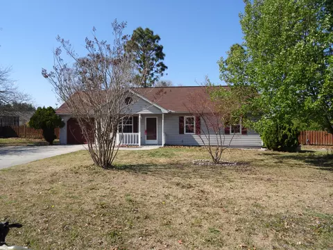 311 Crown Point Rd, Hubert, NC 28539 photo 2