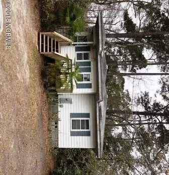 113 Pine Needle Way, Hampstead, NC 28443 photo 1