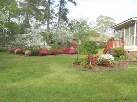 1002 Pinecrest St, Williamston, NC 27892 photo 32