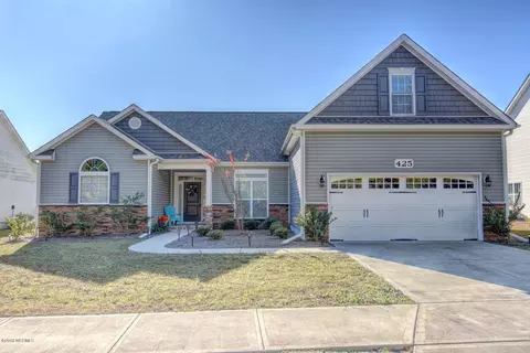 425 Landsdowne Cir, Hampstead, NC 28443 photo 1