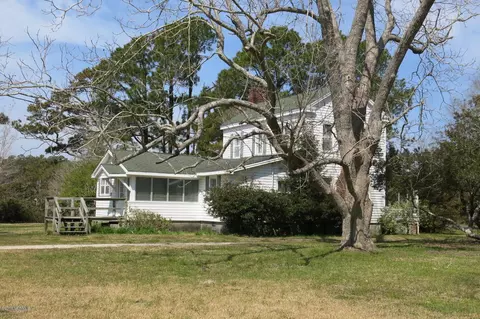 414 Straits Rd, Gloucester, NC 28528 photo 6