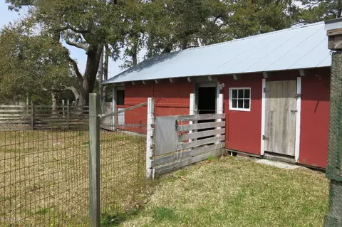 414 Straits Rd, Gloucester, NC 28528 photo 44