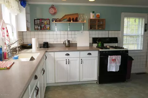 414 Straits Rd, Gloucester, NC 28528 photo 13