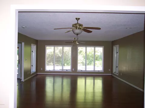 126 Olde Point Rd, Hampstead, NC 28443 photo 9