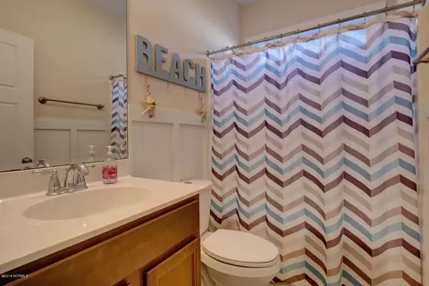 486 Landsdowne Cir, Hampstead, NC 28443 photo 15