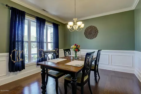 486 Landsdowne Cir, Hampstead, NC 28443 photo 4