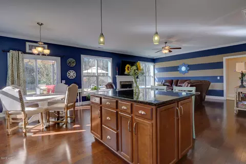 486 Landsdowne Cir, Hampstead, NC 28443 photo 7