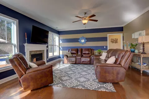 486 Landsdowne Cir, Hampstead, NC 28443 photo 9