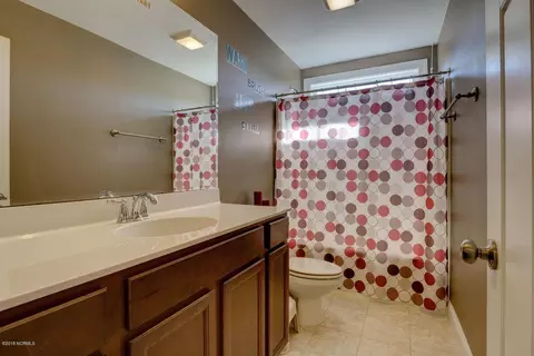 486 Landsdowne Cir, Hampstead, NC 28443 photo 17