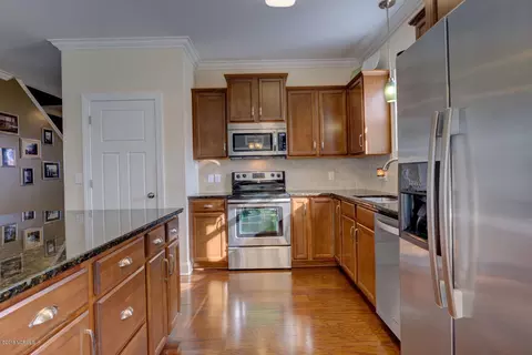 486 Landsdowne Cir, Hampstead, NC 28443 photo 6