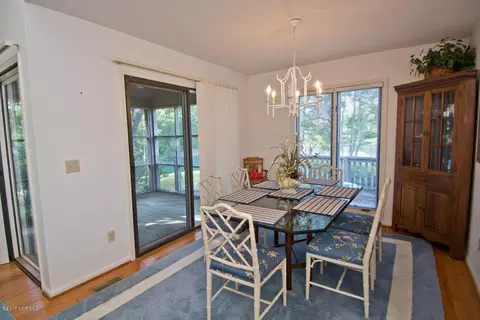 100 Barracuda Ct, Emerald Isle, NC 28594 photo 8