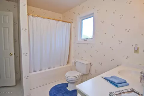 100 Barracuda Ct, Emerald Isle, NC 28594 photo 32