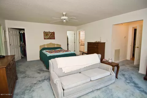 100 Barracuda Ct, Emerald Isle, NC 28594 photo 22