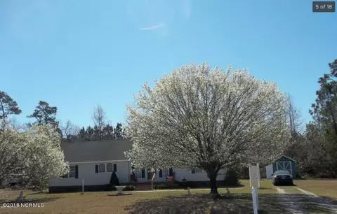 428 Sand Dollar Dr, Gloucester, NC 28528 photo 5