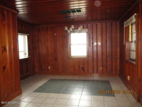 651 S Pine St, Spring Hope, NC 27882 photo 3