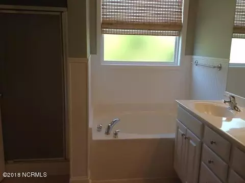 125 Azalea Dr, Hampstead, NC 28443 photo 12