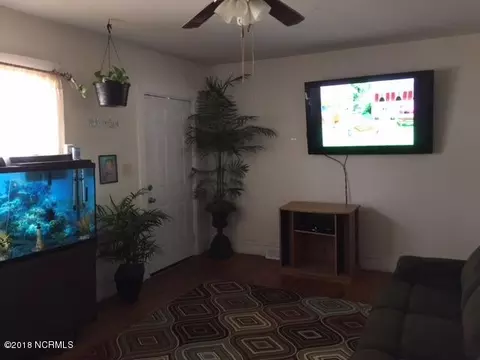 508 Academy St E, Wilson, NC 27893 photo 5