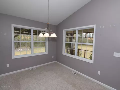 518 Pinehurst Cir, Hampstead, NC 28443 photo 6