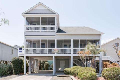 412 2nd St, Sunset Beach, NC 28468 photo 1