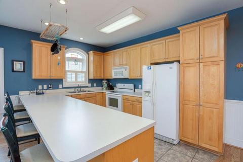 412 2nd St, Sunset Beach, NC 28468 photo 11