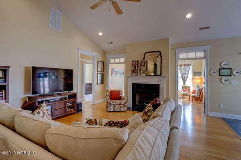 68 Highlands Dr, Hampstead, NC 28443 photo 6