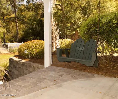 210 Old Cove Rd, Emerald Isle, NC 28594 photo 9