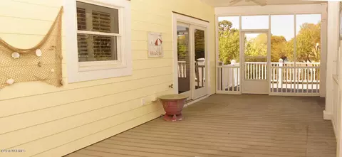 210 Old Cove Rd, Emerald Isle, NC 28594 photo 8
