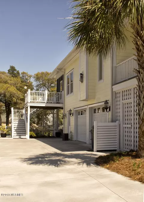 210 Old Cove Rd, Emerald Isle, NC 28594 photo 4