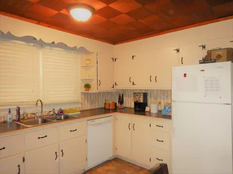 210 Sunset Dr, Williamston, NC 27892 photo 8