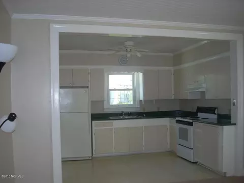 427 W Third St, Ayden, NC 28513 photo 2