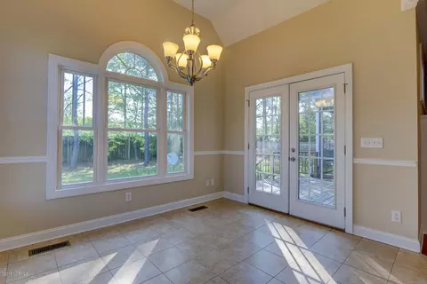 115 Cove Side Ln, Hampstead, NC 28443 photo 17
