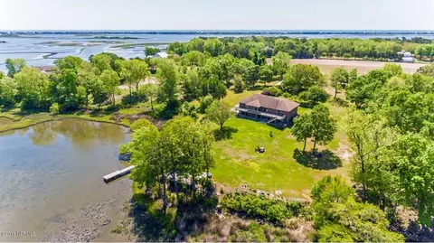608 Ballast Point Rd, Hampstead, NC 28443 photo 42