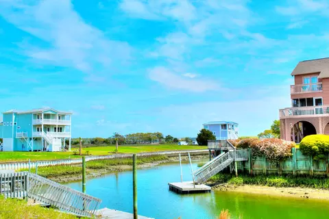 403 6th St, Sunset Beach, NC 28468 photo 2