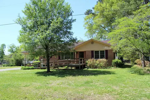 103 Shore Dr, Bath, NC 27808 photo 1