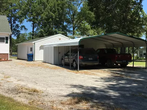 101 Maple Dr, Oriental, NC 28571 photo 2