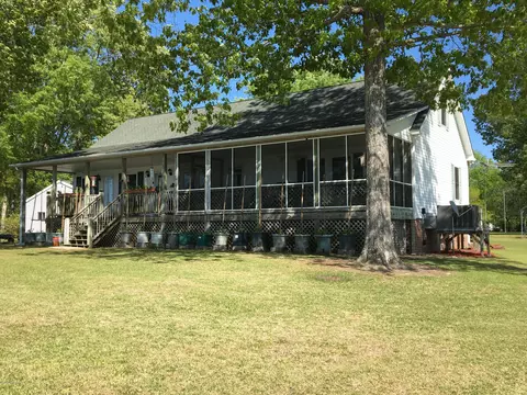 101 Maple Dr, Oriental, NC 28571 photo 3
