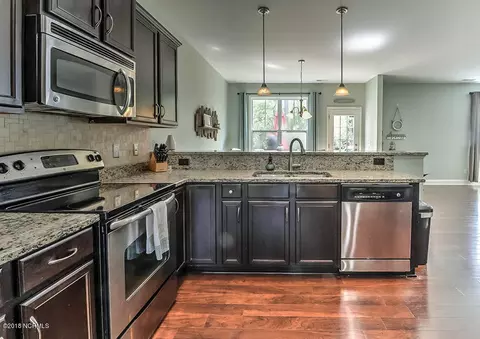 415 Mae Dr, Hampstead, NC 28443 photo 6