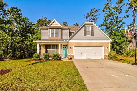 415 Mae Dr, Hampstead, NC 28443 photo 1
