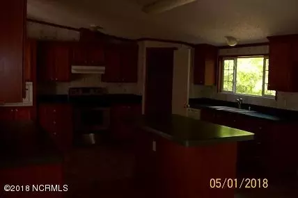 443 Battleground Rd, Atkinson, NC 28421 photo 5